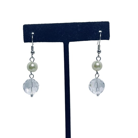 Éclat Silver Tone Faux Pearl & Bead Necklace W/Pierced Dangle Earrings (5666) - Picture 6 of 10